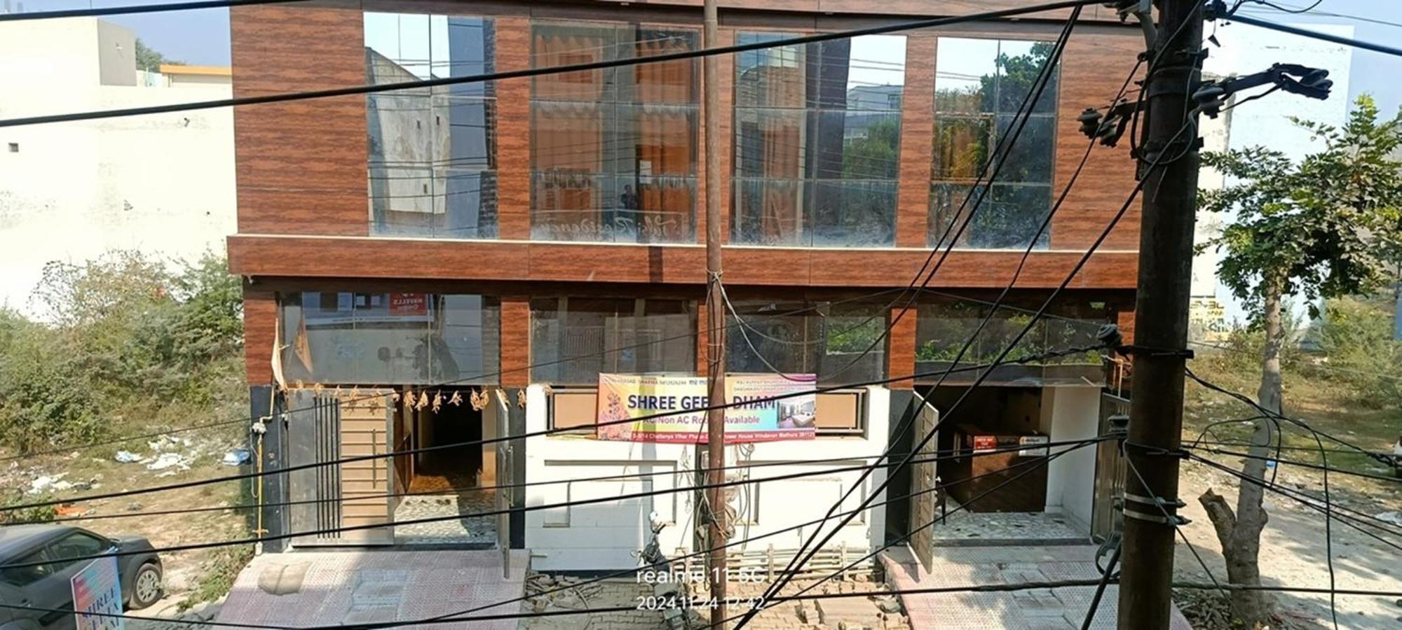 Geeta Dham Hotel Vrindavan Luaran gambar